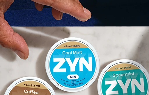 Usuário escolhendo um sabor de ZYN.