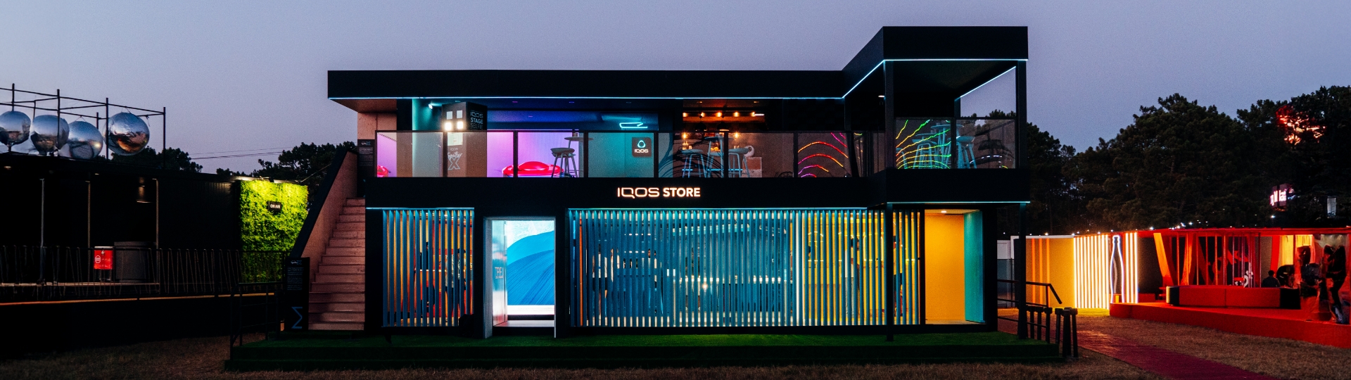 Lounge IQOS num festival