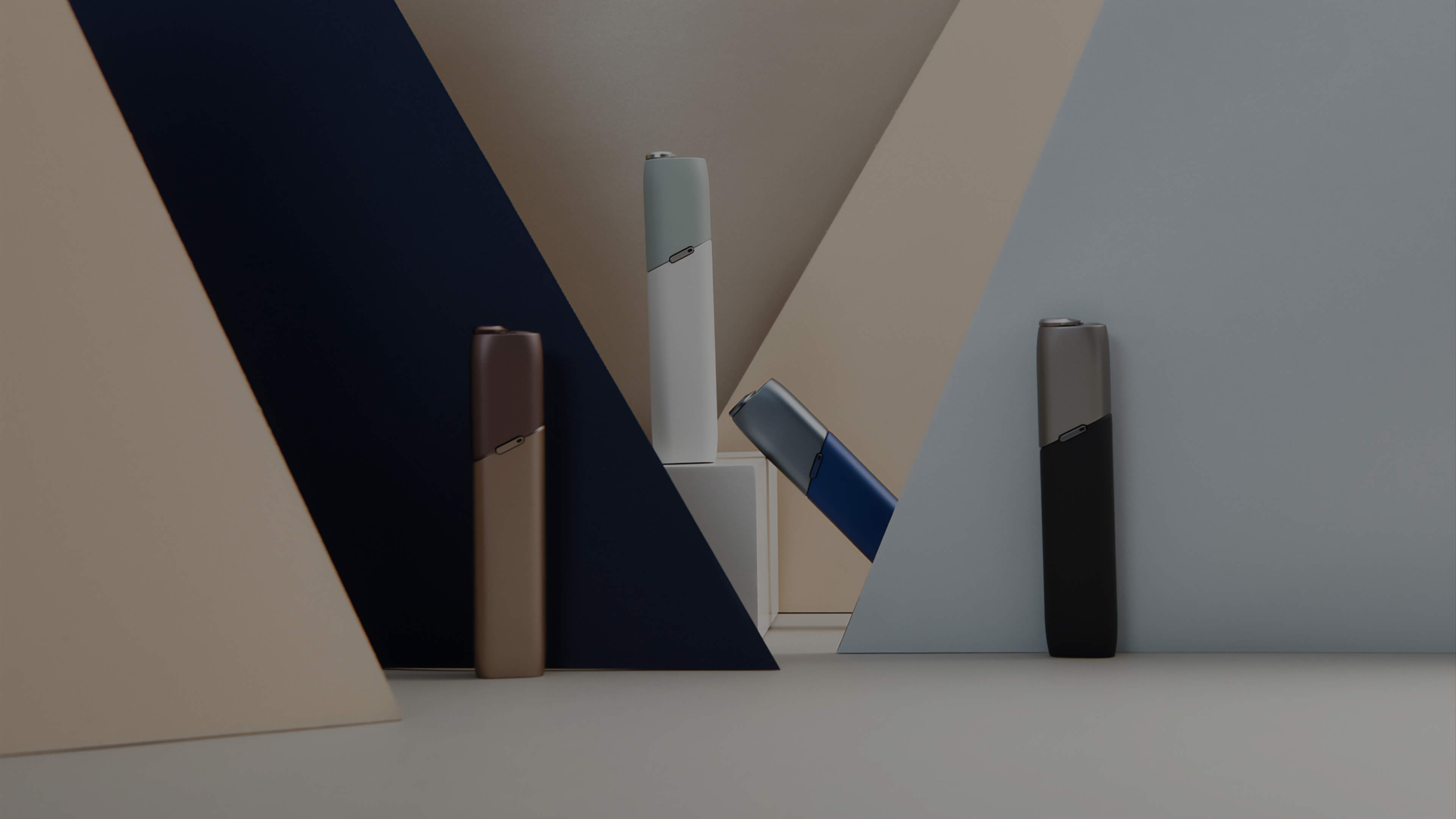 Black, white and coppery IQOS 3 Multi